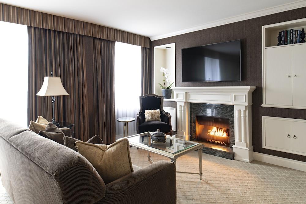 Wedgewood Hotel & Spa - Relais & Chateaux Vancouver Exteriér fotografie A living room at the Four Seasons Hotel