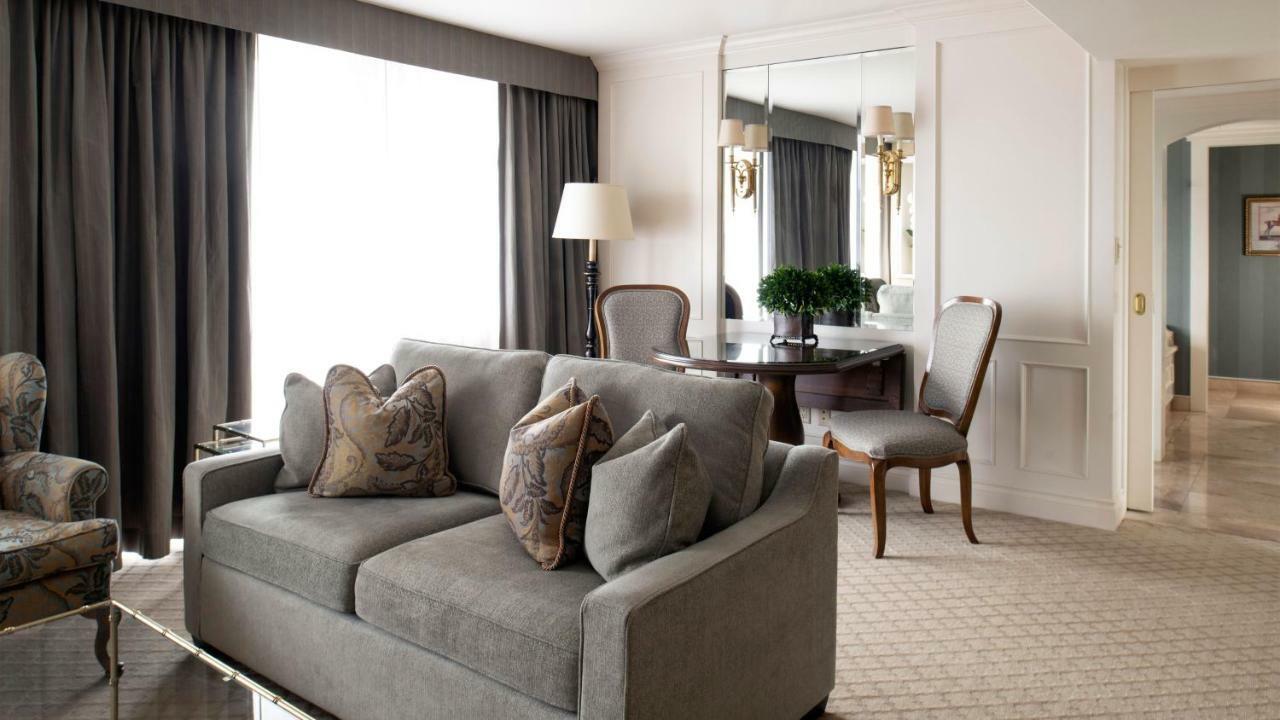 Wedgewood Hotel & Spa - Relais & Chateaux Vancouver Exteriér fotografie A living room